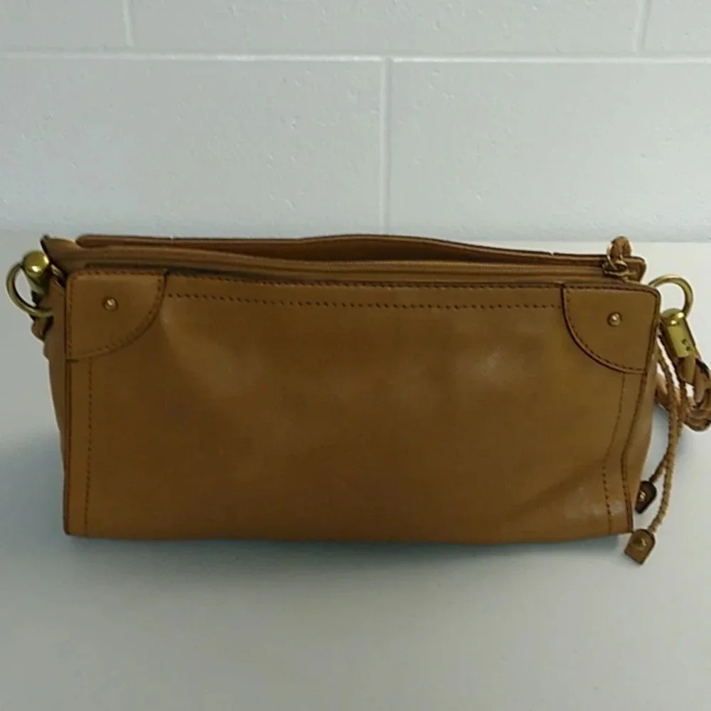Relic Shoulder Bag Purse Carmel Brown 12" L X 4.5" W X 6" H - Picture 2 of 16